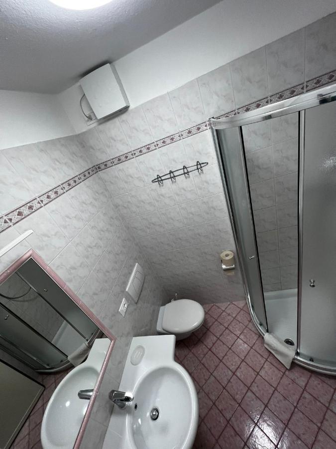 Apartment Cornicello With Pool By Glam Bardolino Esterno foto